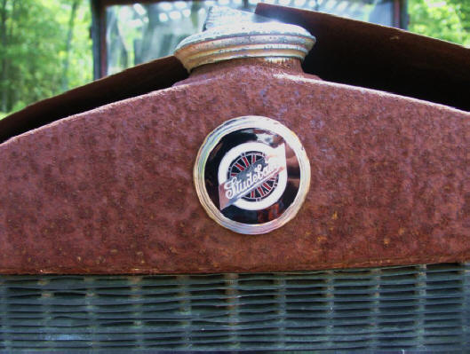 Antique studebaker: a real expensive rusty bucket! 