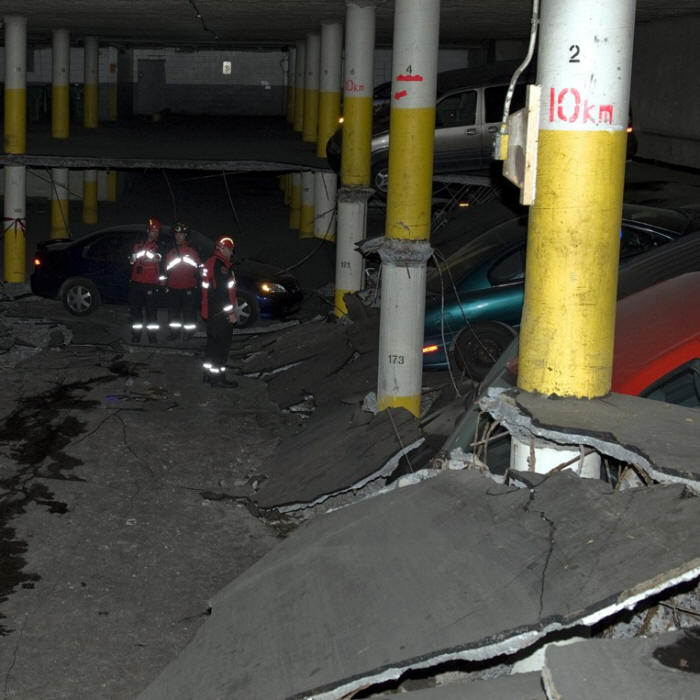 Parking garage collapse, Montreal, November 2008