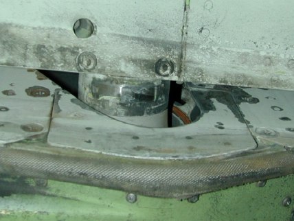 Fretting corrosion of aircraft components