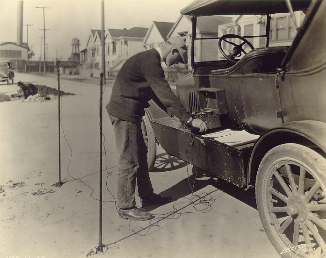 An "Electrolysis Surveyor" using a McCollum Earth Current Meter from the early 1920s. (Courtesy of East Bay Municipal Utility District)